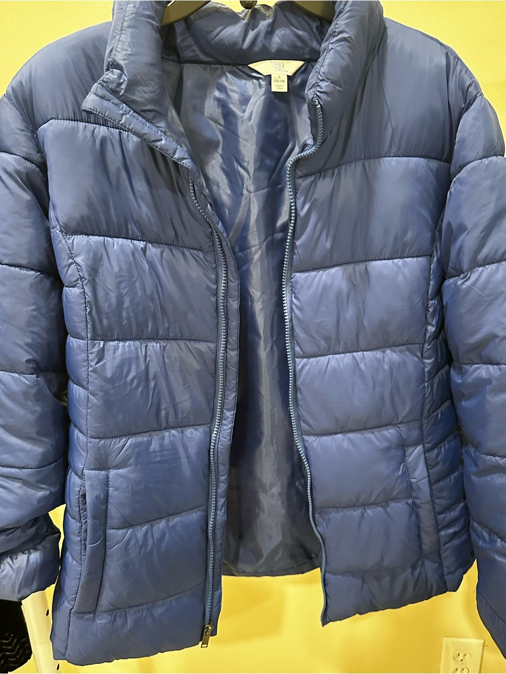 Time and Tru Navy Quilted Puffer Jacket